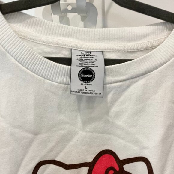 Hello Kitty Sanrio Stay Grounded Sweatshirt Size L - Picture 2 of 3